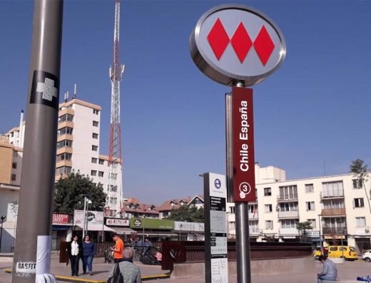 Metro Chile España / Línea 3